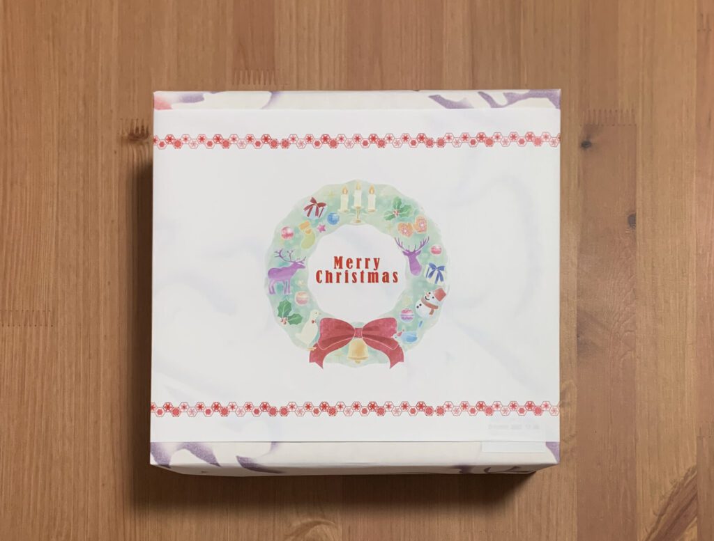 merry christmas themed packaging