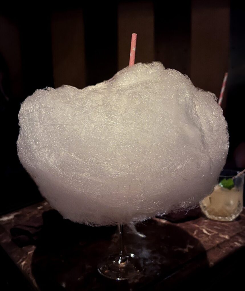 heaven lonely flows cocktail with cotton candy